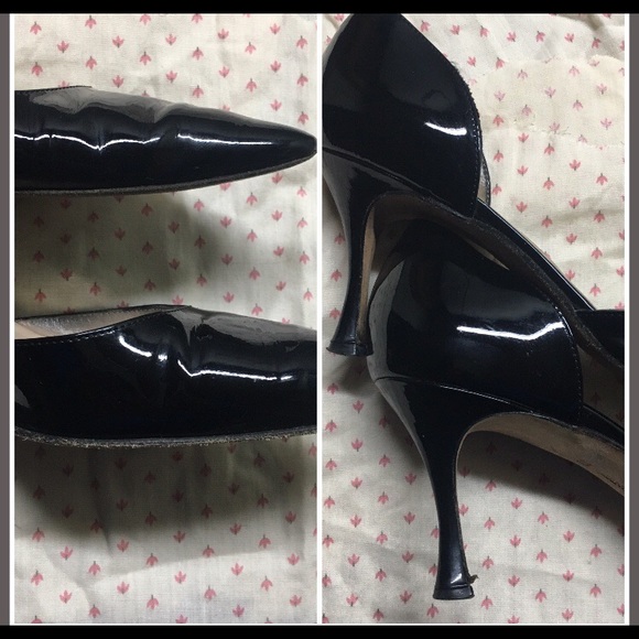 Manolo Blahnik Black Patent Leather Pumps - Picture 2 of 8